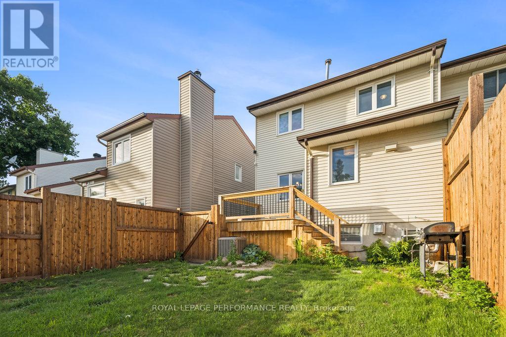 8 Gillespie Crescent, Ottawa, Ontario  K1V 9X8 - Photo 50 - X12480830