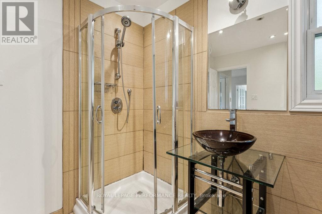 6 Gillespie Crescent, Ottawa, Ontario  K1V 9X8 - Photo 39 - X12480831