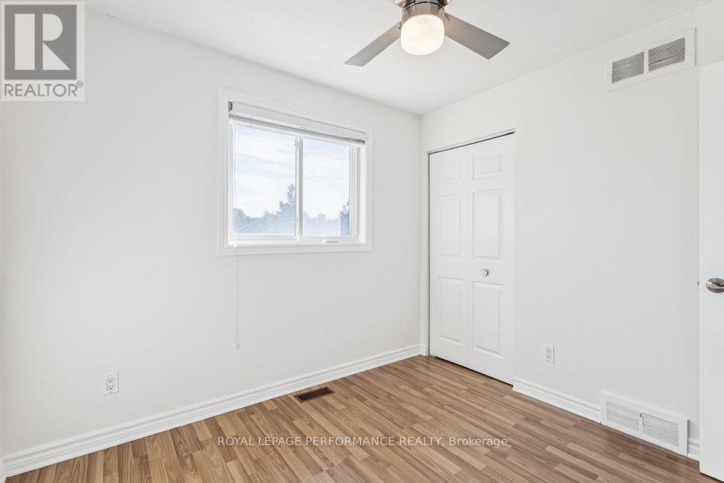 6 Gillespie Crescent, Ottawa, Ontario  K1V 9X8 - Photo 27 - X12480831