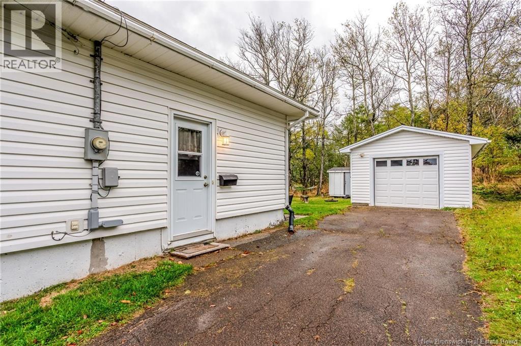 12 Gerard, Saint John, New Brunswick  E2J 2V2 - Photo 34 - NB129881