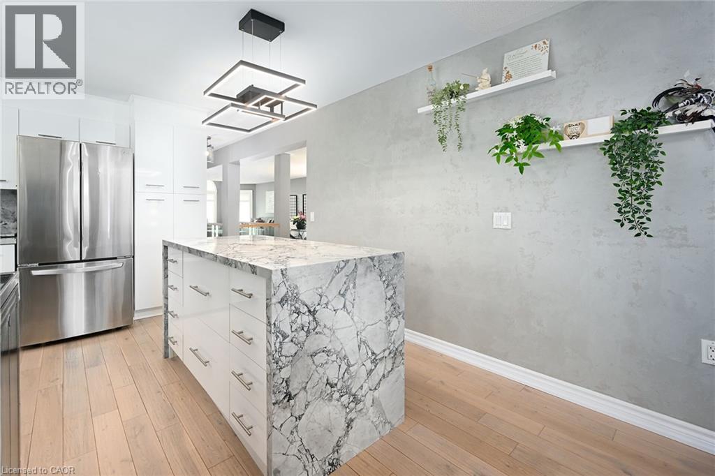 106 Bushmill Circle, Flamborough, Ontario  L8B 1A5 - Photo 9 - 40780576