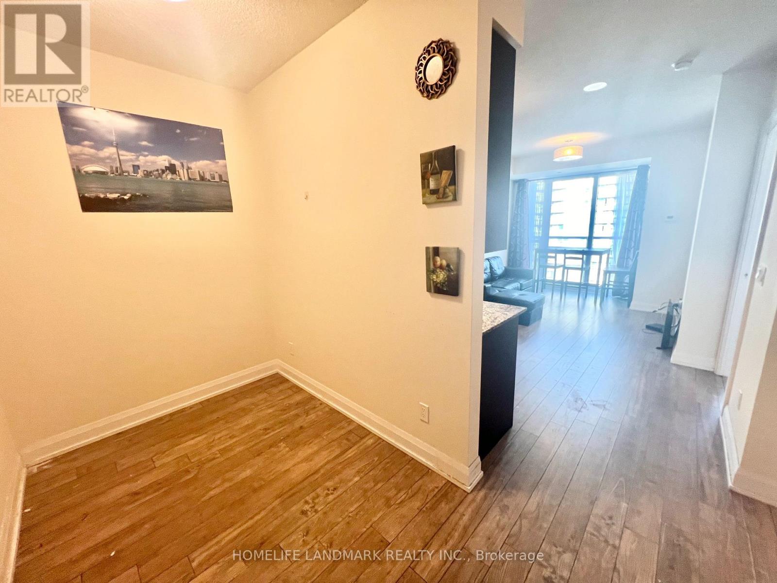 1207 - 18 Graydon Hall Drive, Toronto, Ontario  M3A 0A4 - Photo 3 - C12527416