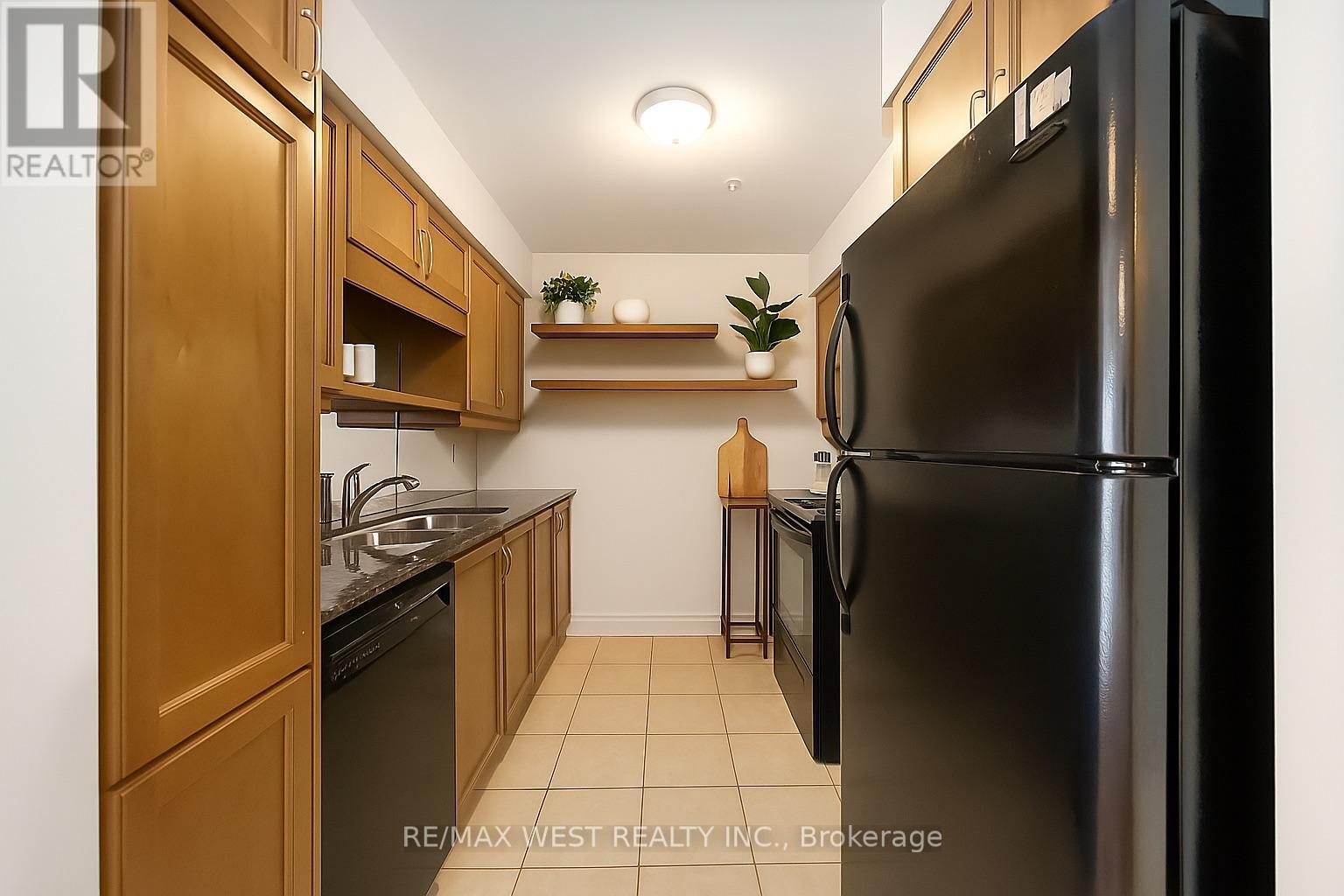 313 - 12 Rean Drive, Toronto, Ontario  M2K 3C6 - Photo 3 - C12527426