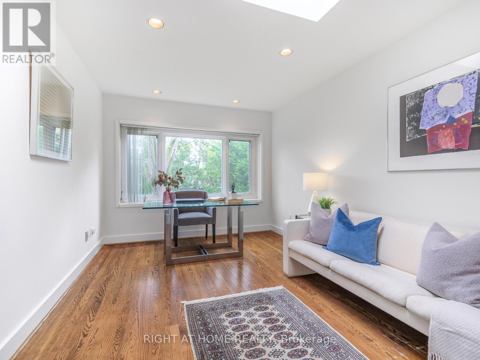 192 Old Forest Hill Road, Toronto, Ontario  M6C 2G9 - Photo 28 - C12527458