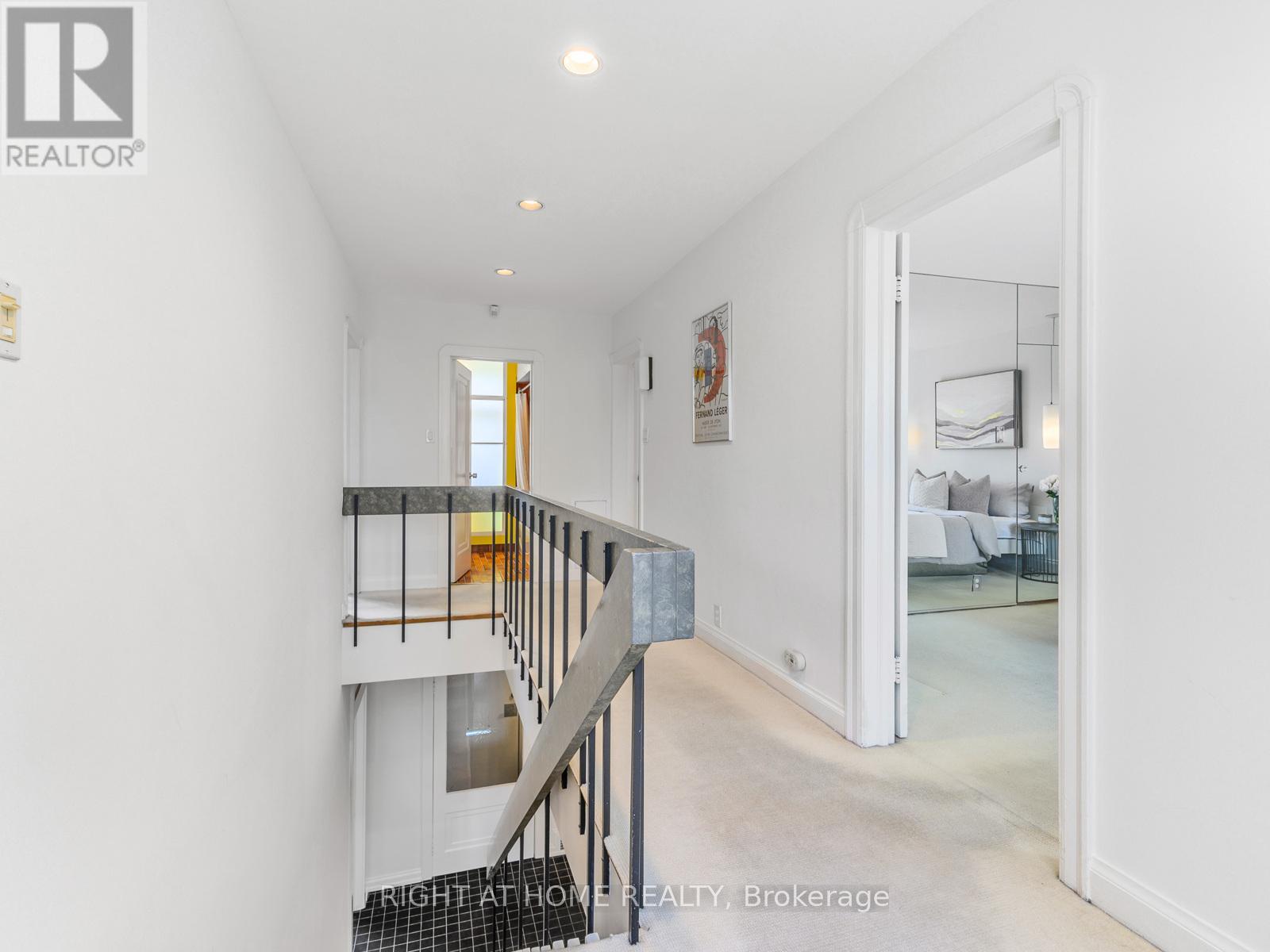 192 Old Forest Hill Road, Toronto, Ontario  M6C 2G9 - Photo 31 - C12527458