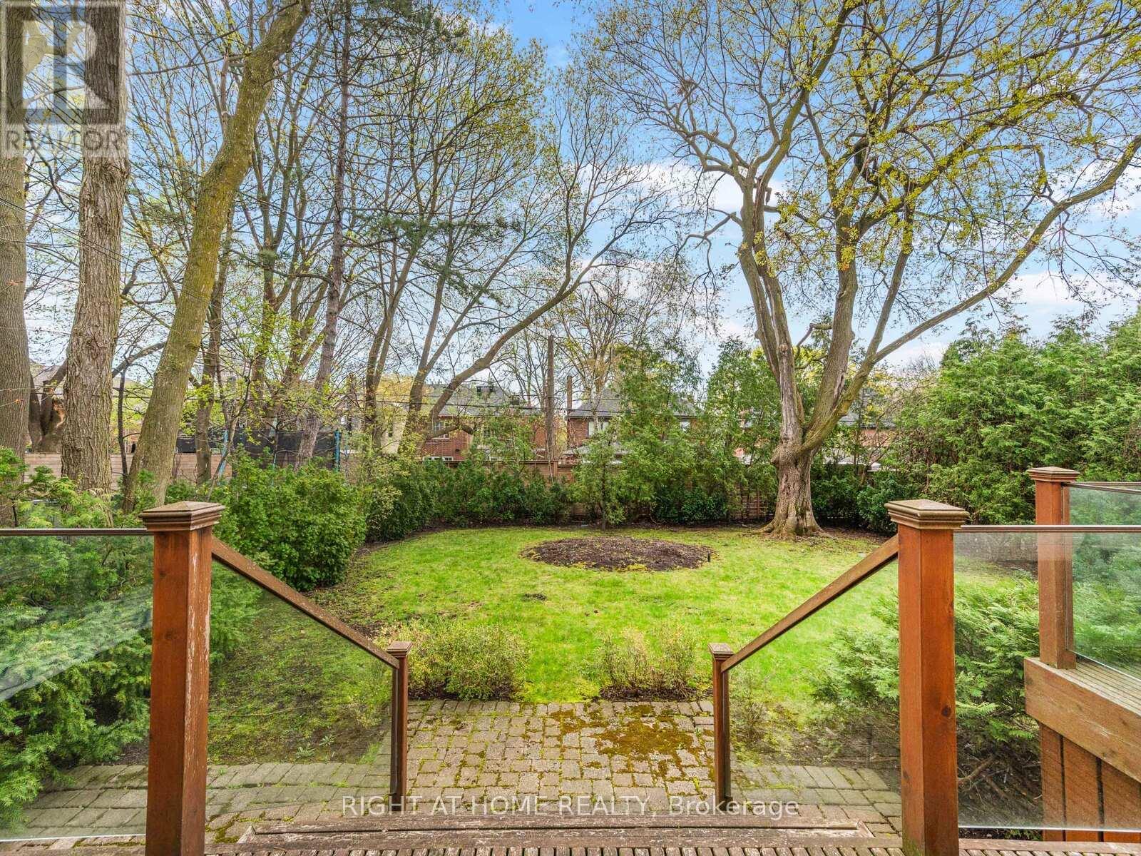 192 Old Forest Hill Road, Toronto, Ontario  M6C 2G9 - Photo 43 - C12527458