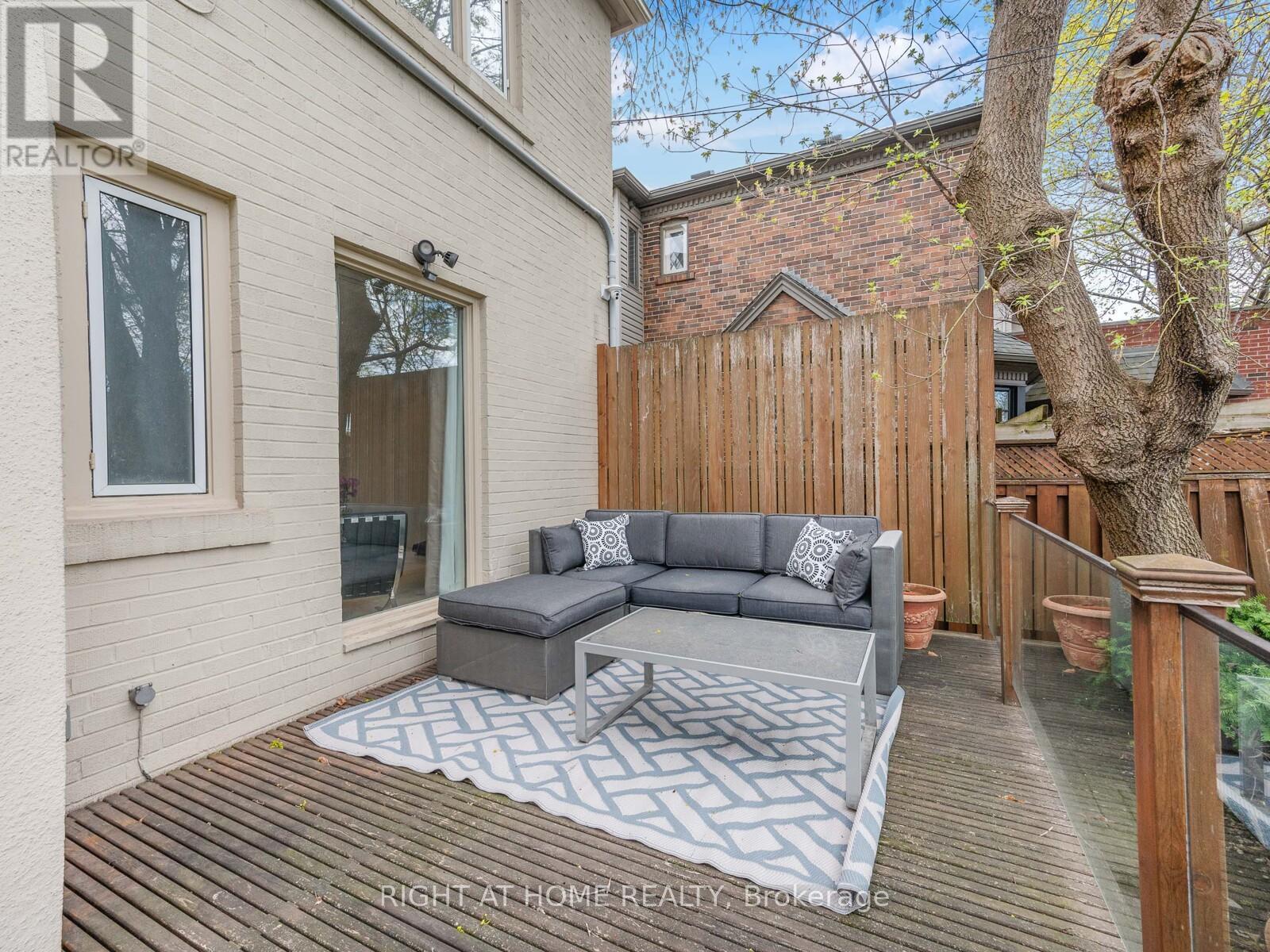 192 Old Forest Hill Road, Toronto, Ontario  M6C 2G9 - Photo 45 - C12527458