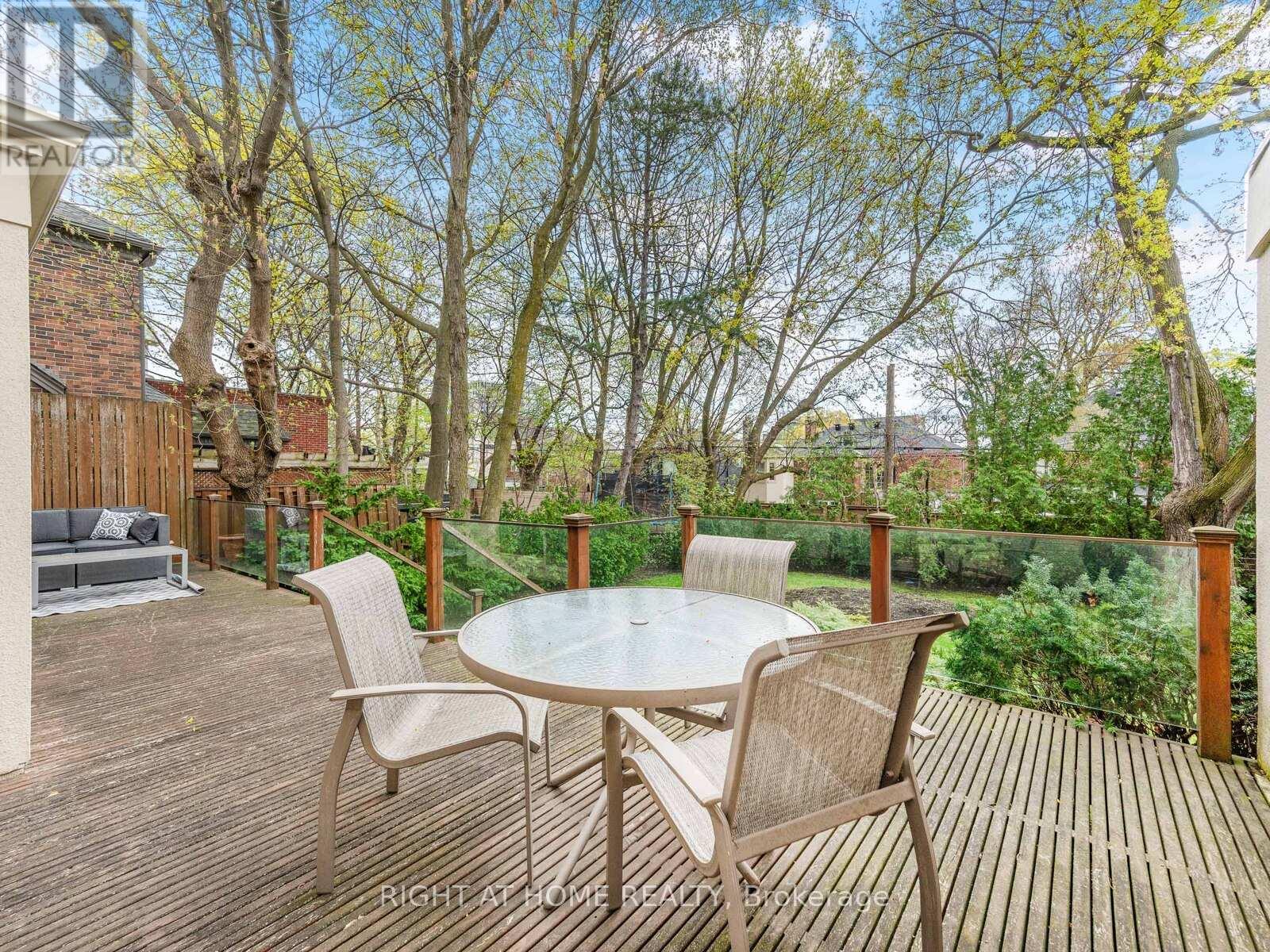 192 Old Forest Hill Road, Toronto, Ontario  M6C 2G9 - Photo 46 - C12527458