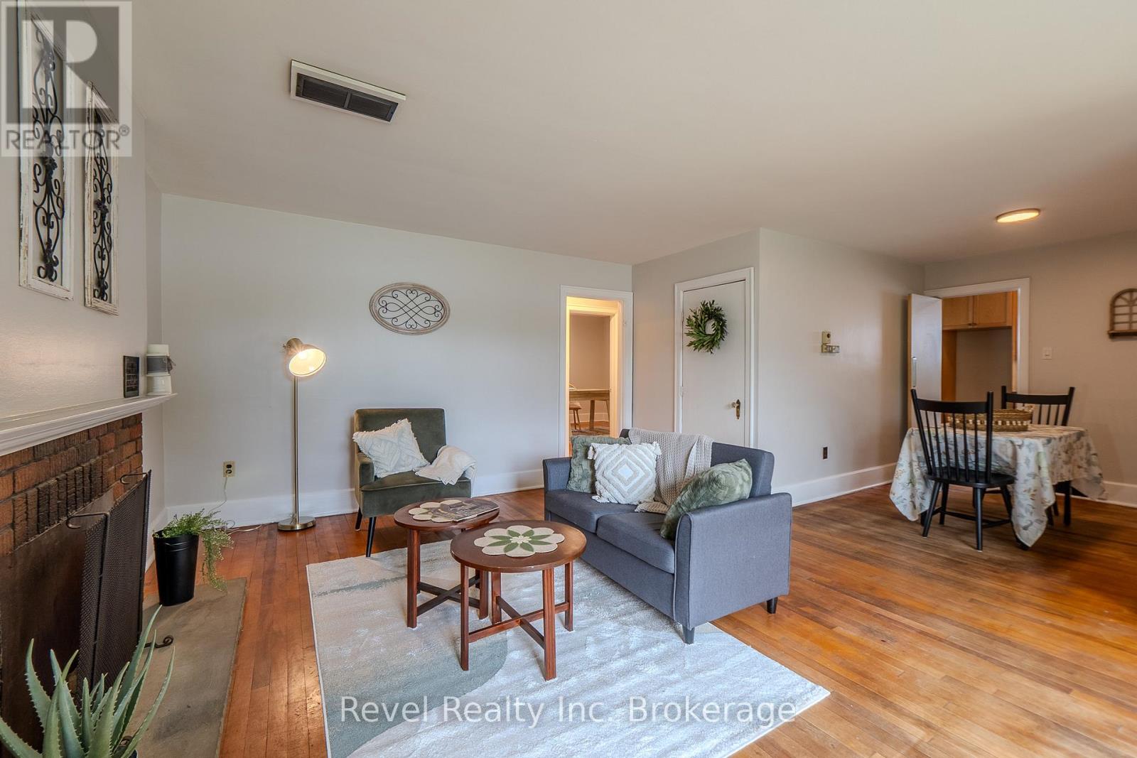 707 Bloem Street, North Bay, Ontario P1B 4Z5 - Photo 17 - X12527508