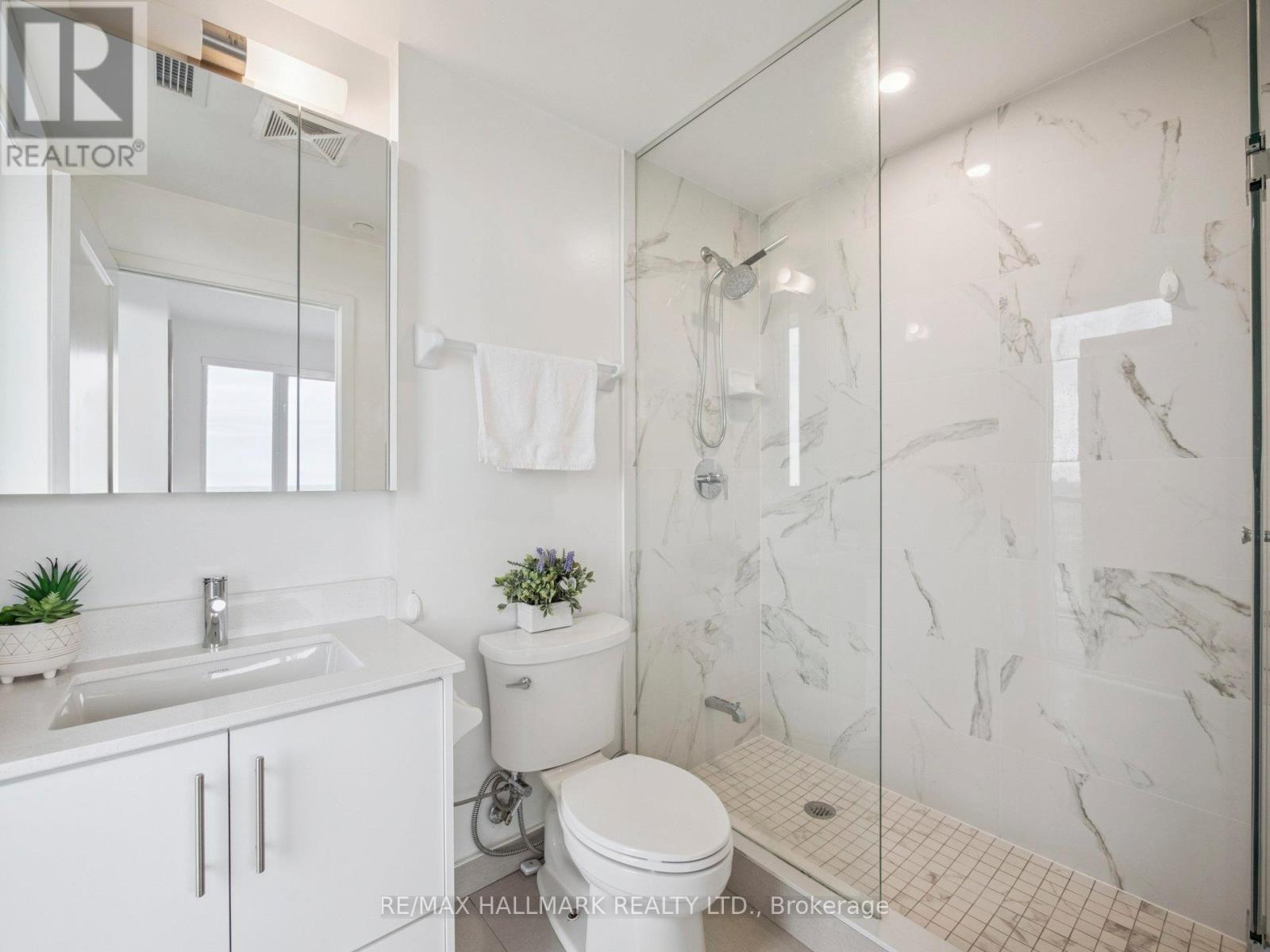 2708 - 105 Oneida Crescent, Richmond Hill, Ontario  L4B 0H6 - Photo 13 - N12527442