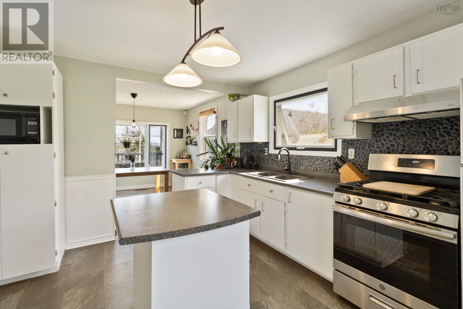 675 Ketch Harbour Road, Portuguese Cove, Nova Scotia  B3V 1K2 - Photo 14 - 202524314