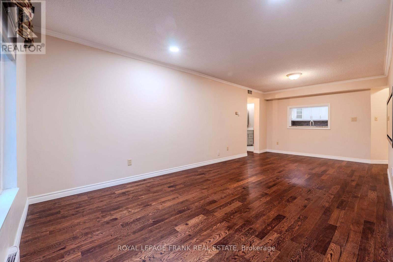 112 - 2 Heritage Way, Kawartha Lakes, Ontario  K9V 5P5 - Photo 14 - X12527492