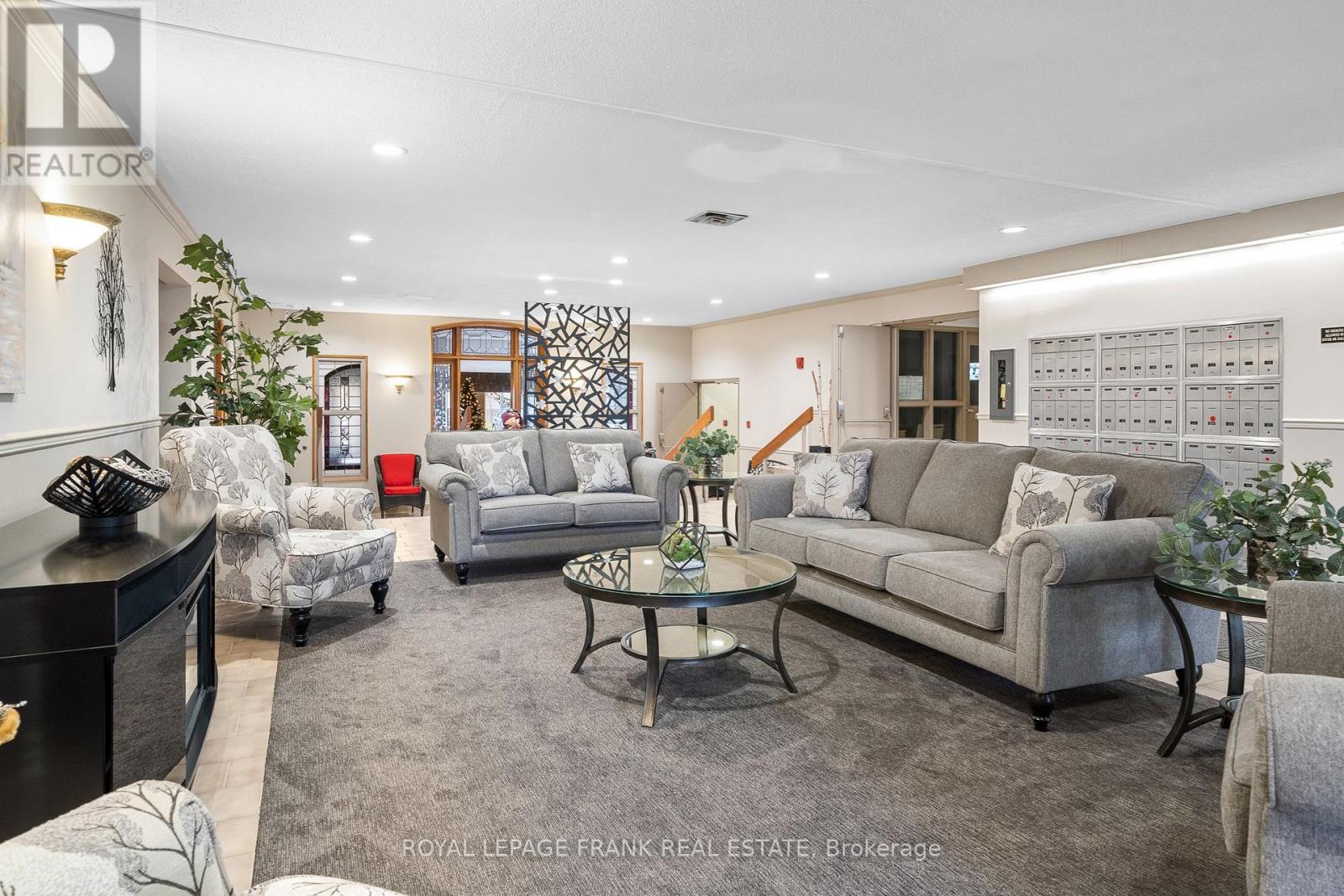 112 - 2 Heritage Way, Kawartha Lakes, Ontario  K9V 5P5 - Photo 4 - X12527492