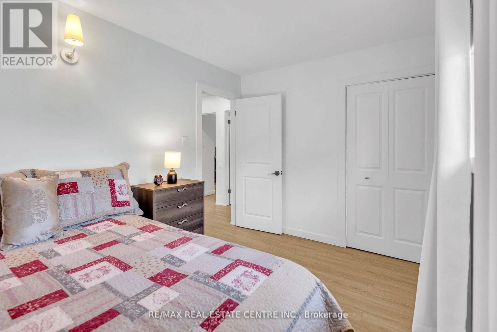 741 Mullin Way, Burlington, Ontario  L7L 4J8 - Photo 18 - W12527432