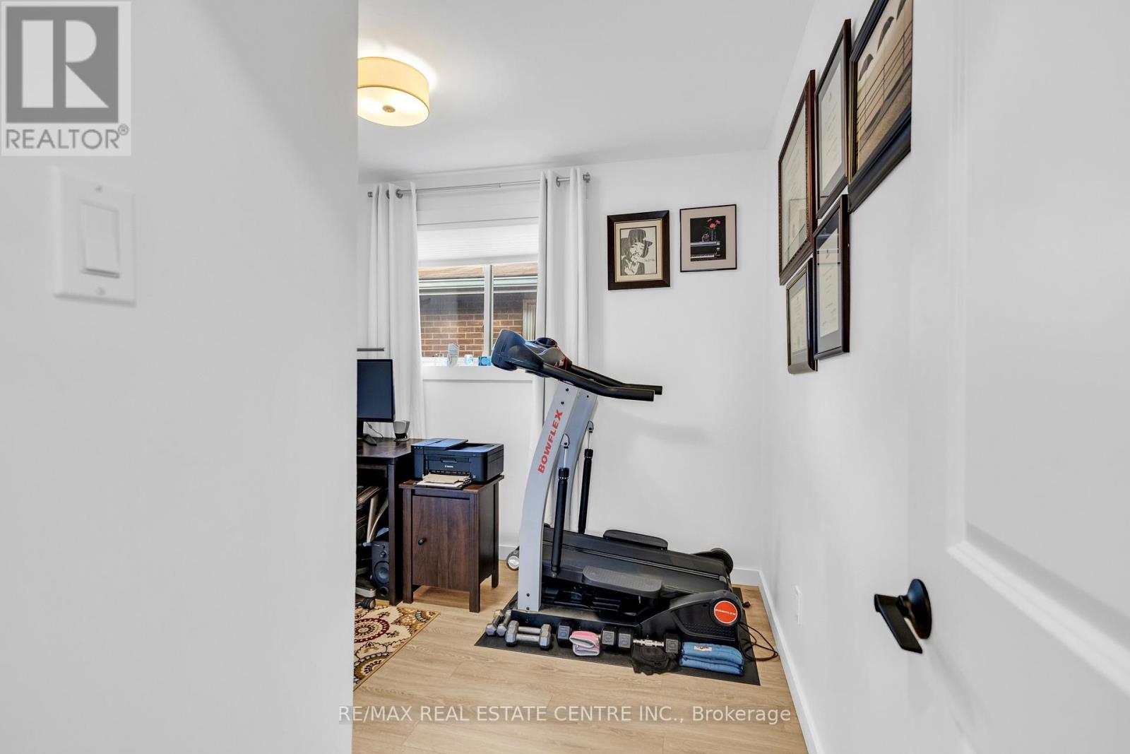 741 Mullin Way, Burlington, Ontario  L7L 4J8 - Photo 20 - W12527432