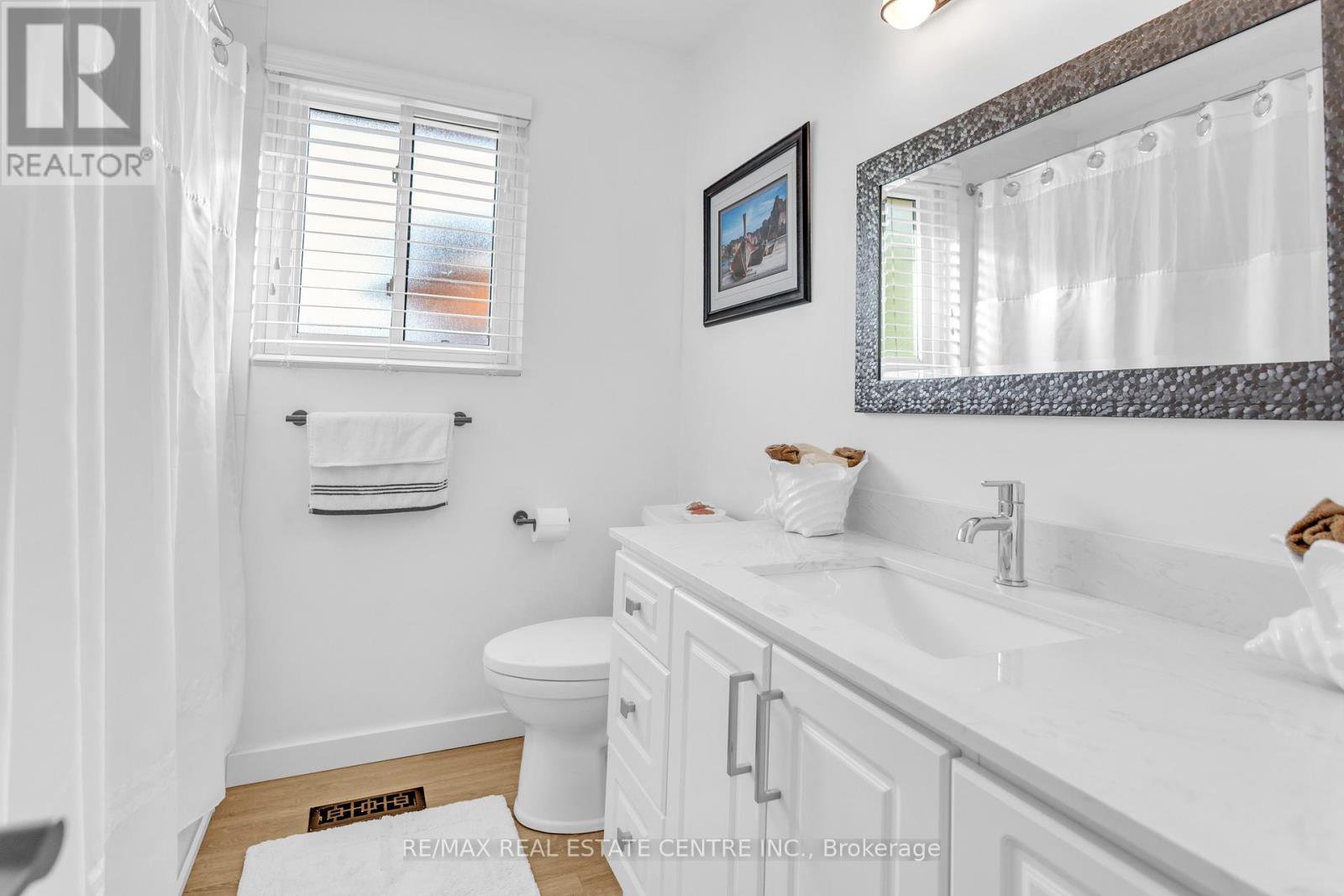 741 Mullin Way, Burlington, Ontario  L7L 4J8 - Photo 23 - W12527432