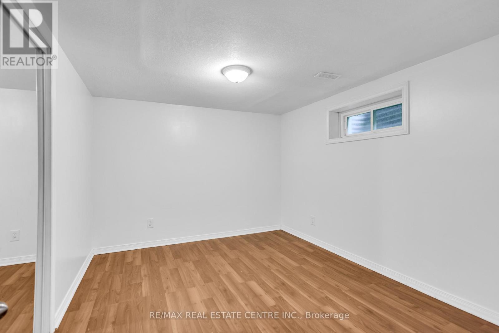 741 Mullin Way, Burlington, Ontario  L7L 4J8 - Photo 31 - W12527432