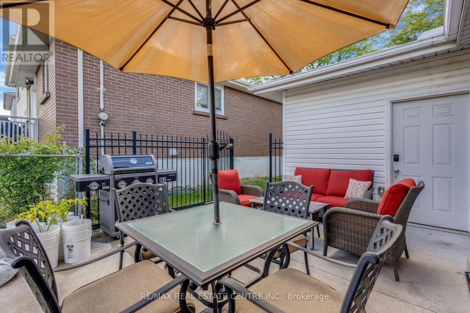 741 Mullin Way, Burlington, Ontario  L7L 4J8 - Photo 36 - W12527432