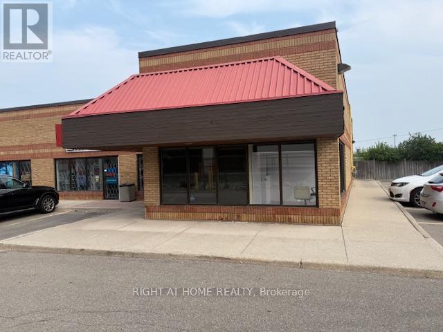 4 - 3018 Winston Churchill Boulevard, Mississauga, Ontario  L5L 2V7 - Photo 3 - W12527436