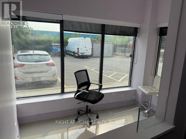 4 - 3018 Winston Churchill Boulevard, Mississauga, Ontario  L5L 2V7 - Photo 7 - W12527436