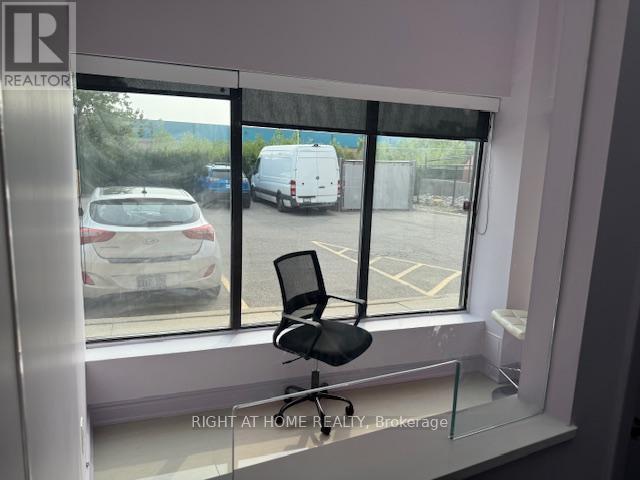 4 - 3018 Winston Churchill Boulevard, Mississauga, Ontario  L5L 2V7 - Photo 8 - W12527436