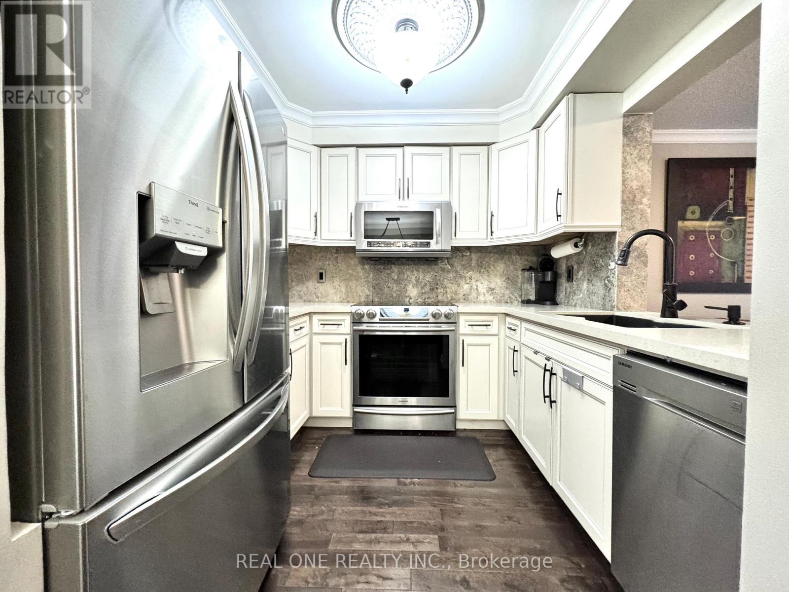 2334 Newcastle Crescent, Oakville, Ontario  L6M 4P6 - Photo 16 - W12527448