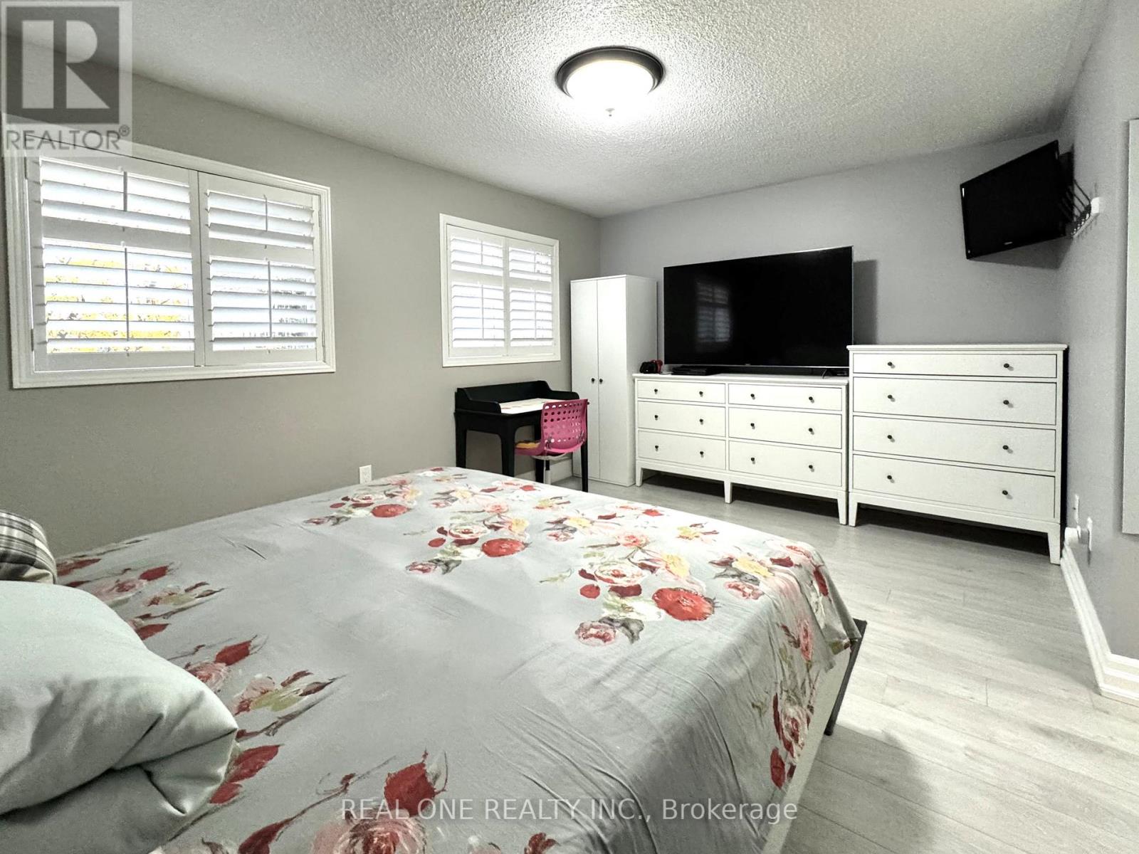 2334 Newcastle Crescent, Oakville, Ontario  L6M 4P6 - Photo 27 - W12527448