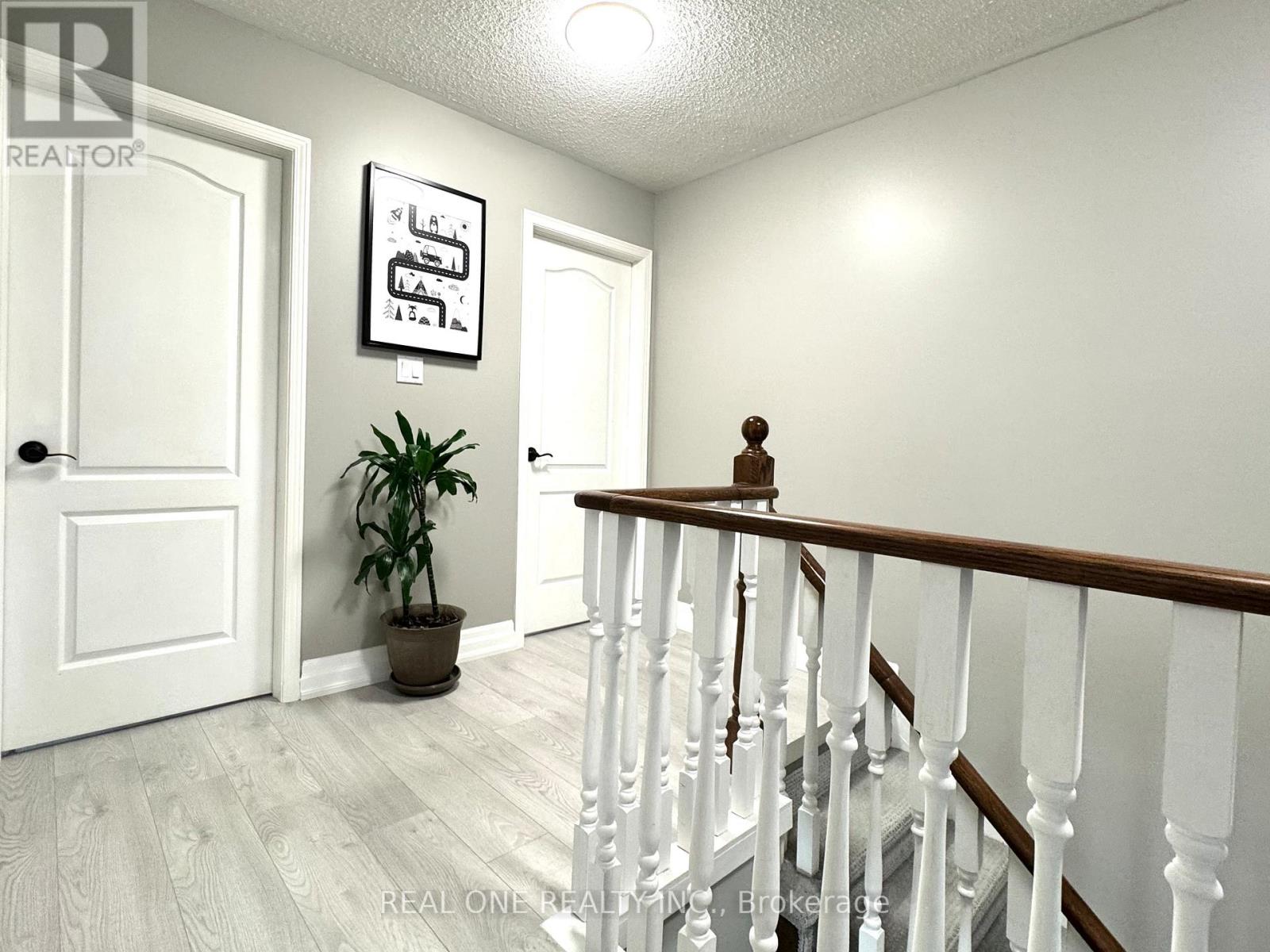 2334 Newcastle Crescent, Oakville, Ontario  L6M 4P6 - Photo 29 - W12527448