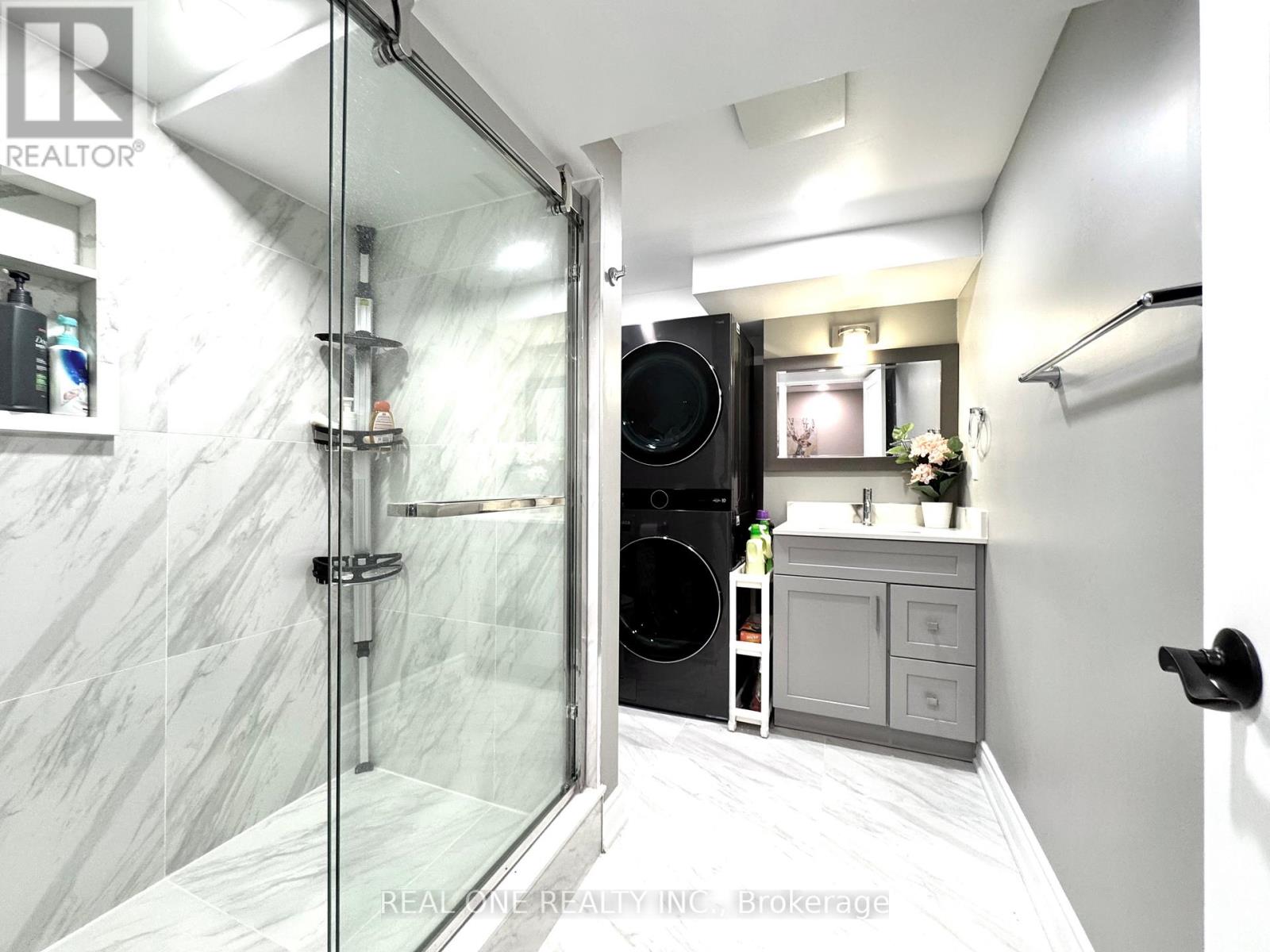 2334 Newcastle Crescent, Oakville, Ontario  L6M 4P6 - Photo 33 - W12527448