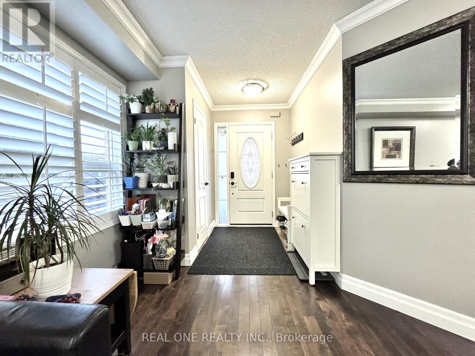 2334 Newcastle Crescent, Oakville, Ontario  L6M 4P6 - Photo 9 - W12527448