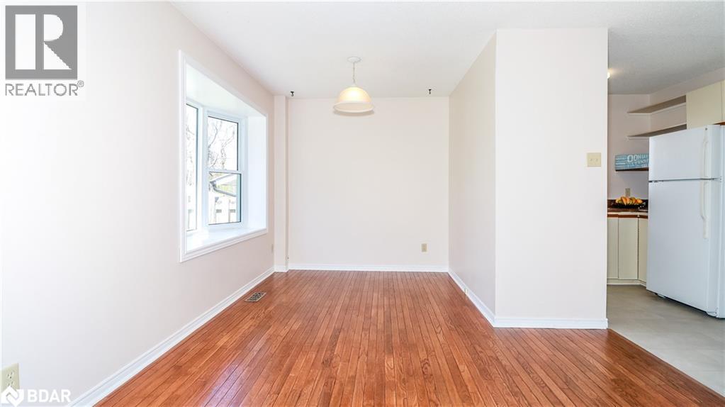 82 Melinda Crescent, Barrie, Ontario  L4N 5G6 - Photo 13 - 40786712