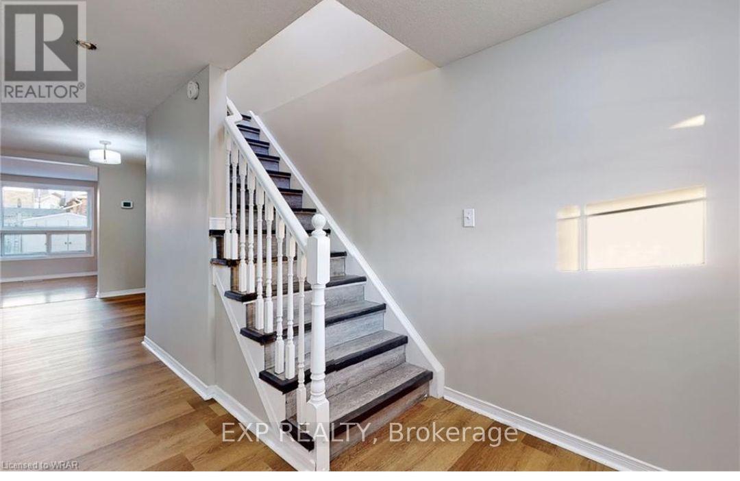 75 Cotton Grass Street, Kitchener, Ontario  N2E 3T7 - Photo 13 - X12527424