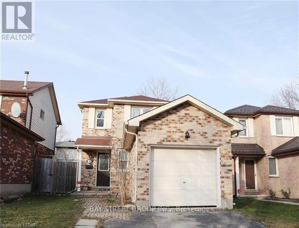 135 WALMER GARDENS, London North, Ontario