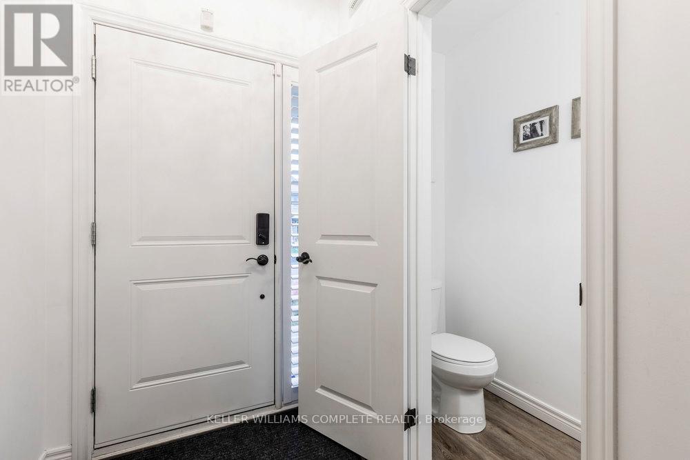 70 Dennis Drive, West Lincoln, Ontario  L0R 2A0 - Photo 4 - X12527468