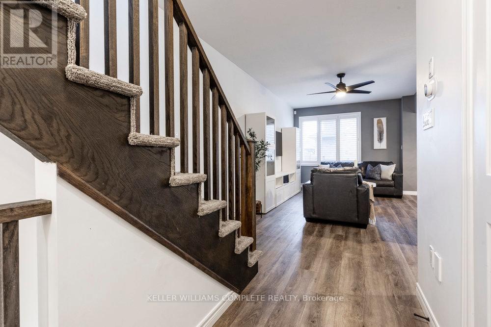 70 Dennis Drive, West Lincoln, Ontario  L0R 2A0 - Photo 6 - X12527468