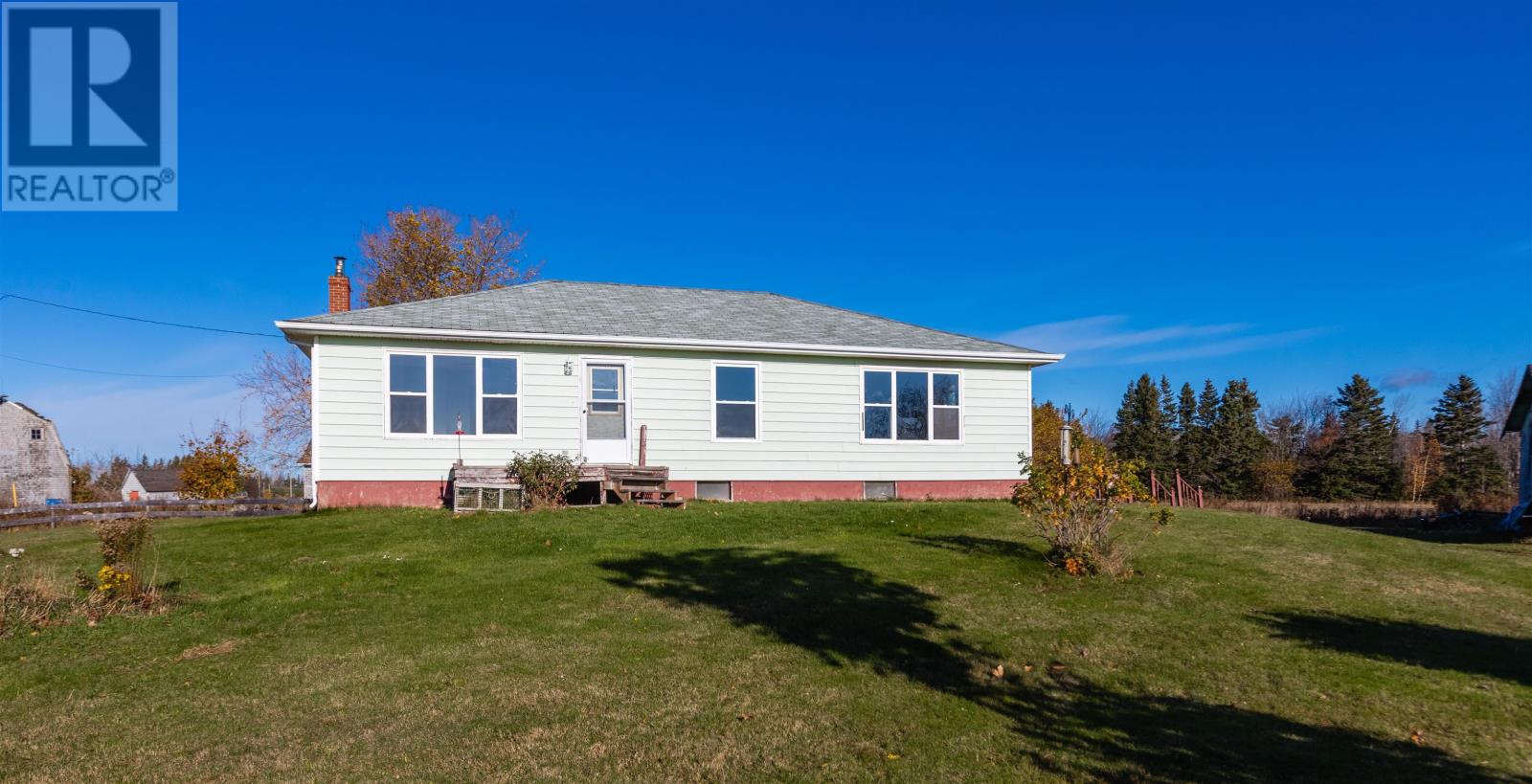 113 Poverty Beach Road, Murray Harbour North, Prince Edward Island  C0A 1R0 - Photo 1 - 202527342