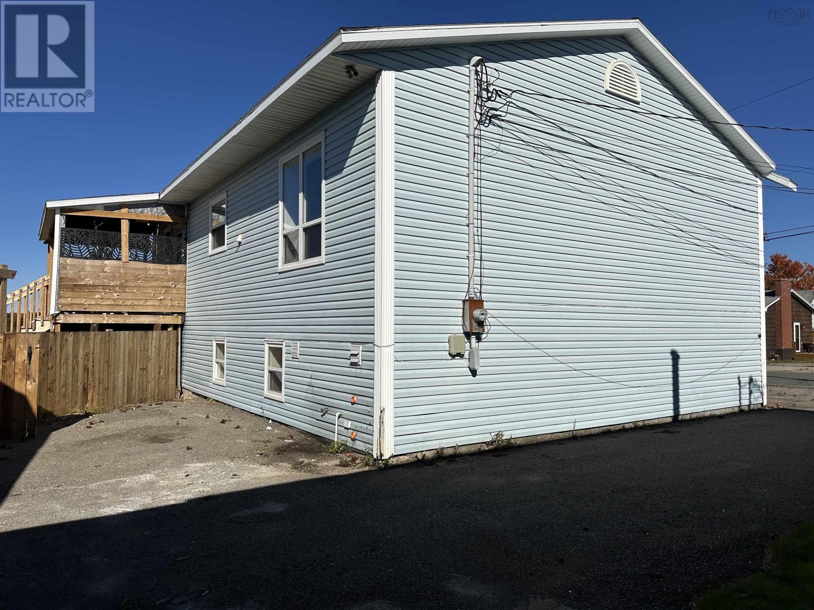 14 Crescent Drive, Glace Bay, Nova Scotia  B1A 2J4 - Photo 3 - 202526144