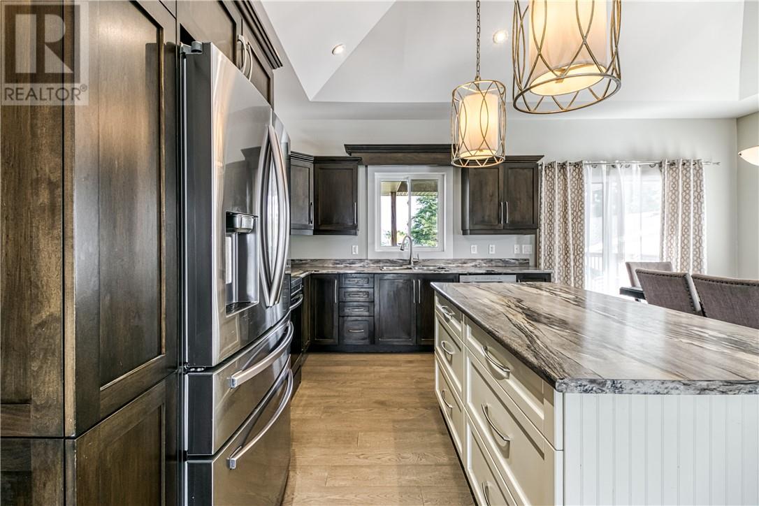 284 Asterwood Court, Greater Sudbury, Ontario P3P 0C2 - Photo 13 - 2125585