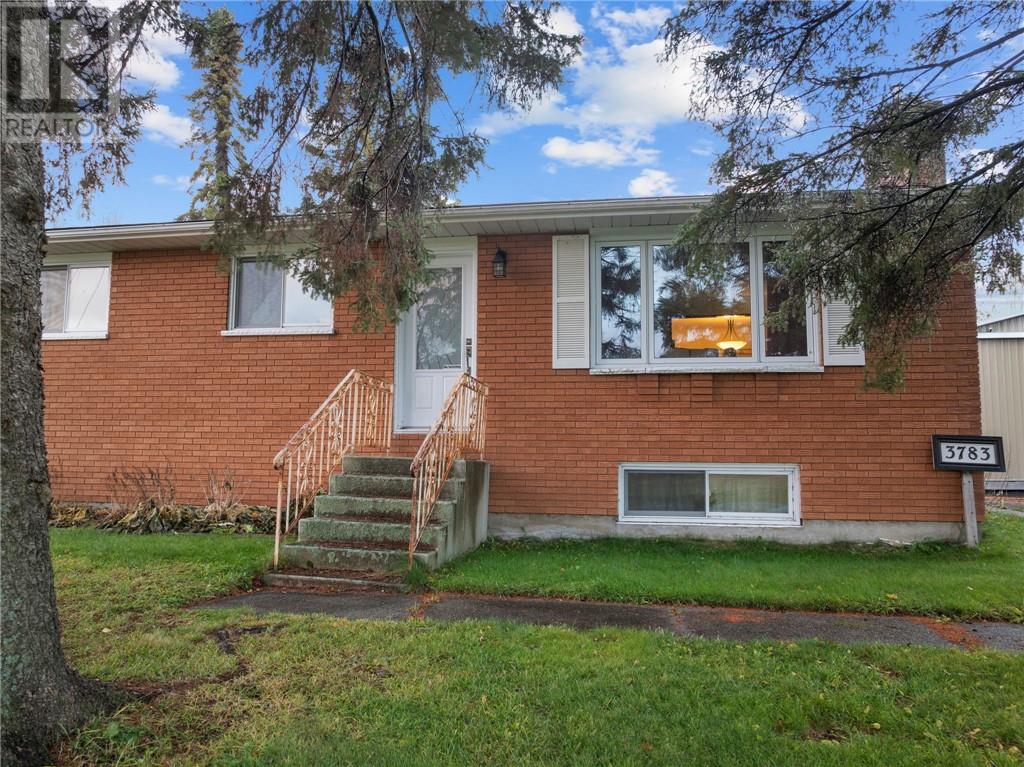 3783 Swanson Court, Val Caron, Ontario  P3N 1J5 - Photo 1 - 2125542