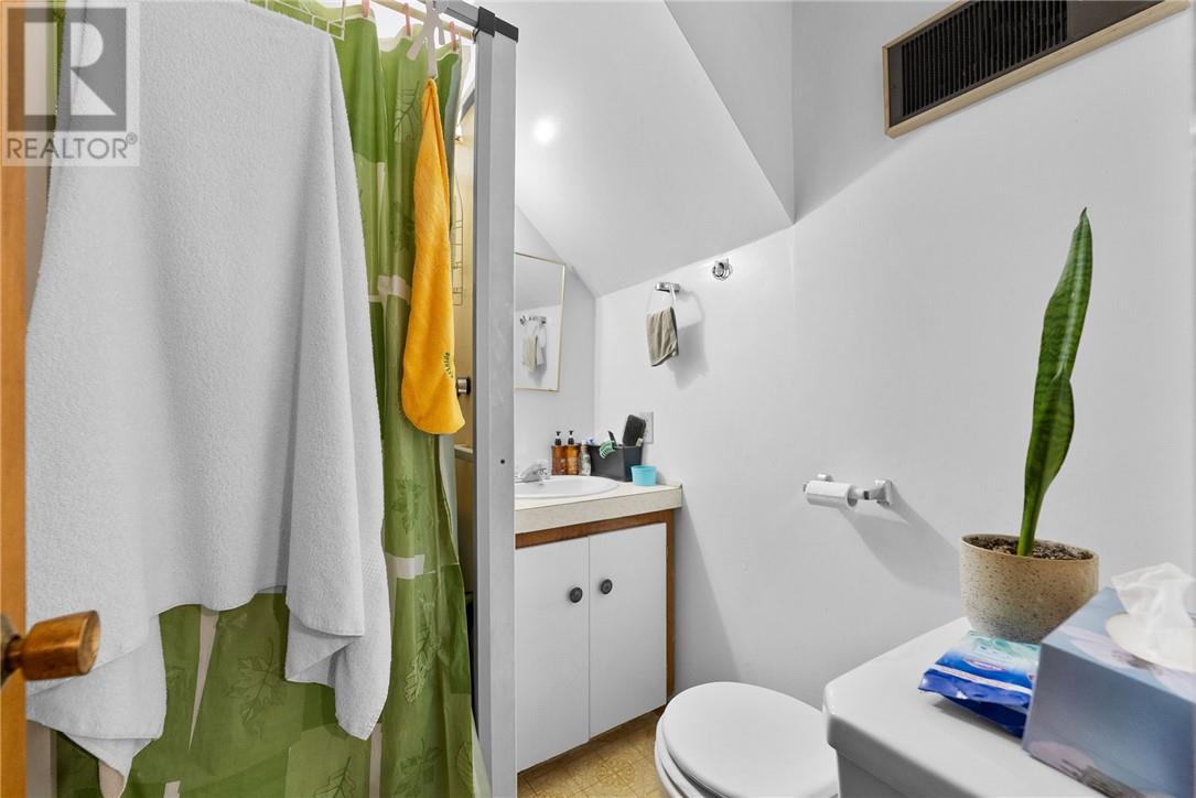 3783 Swanson Court, Val Caron, Ontario  P3N 1J5 - Photo 23 - 2125542