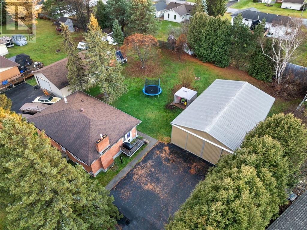 3783 Swanson Court, Val Caron, Ontario  P3N 1J5 - Photo 3 - 2125542