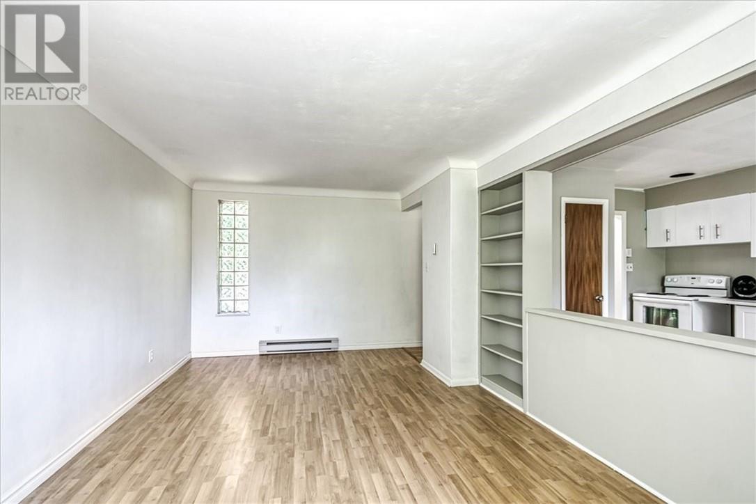 12 Baker Street, Sudbury, Ontario P3C 2E6 - Photo 11 - 2124218