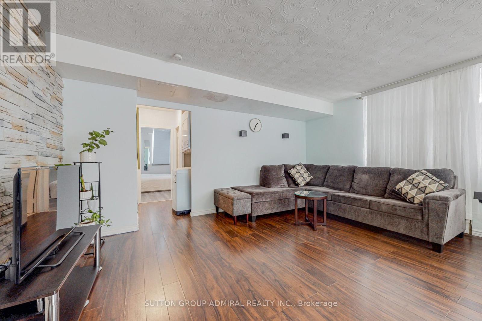 209 - 2245 Eglinton Avenue E, Toronto, Ontario  M1K 2N3 - Photo 3 - E12527488