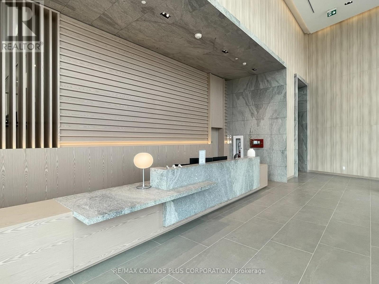 1413 - 1050 Eastern Avenue, Toronto, Ontario  M4L 0B7 - Photo 3 - E12527490