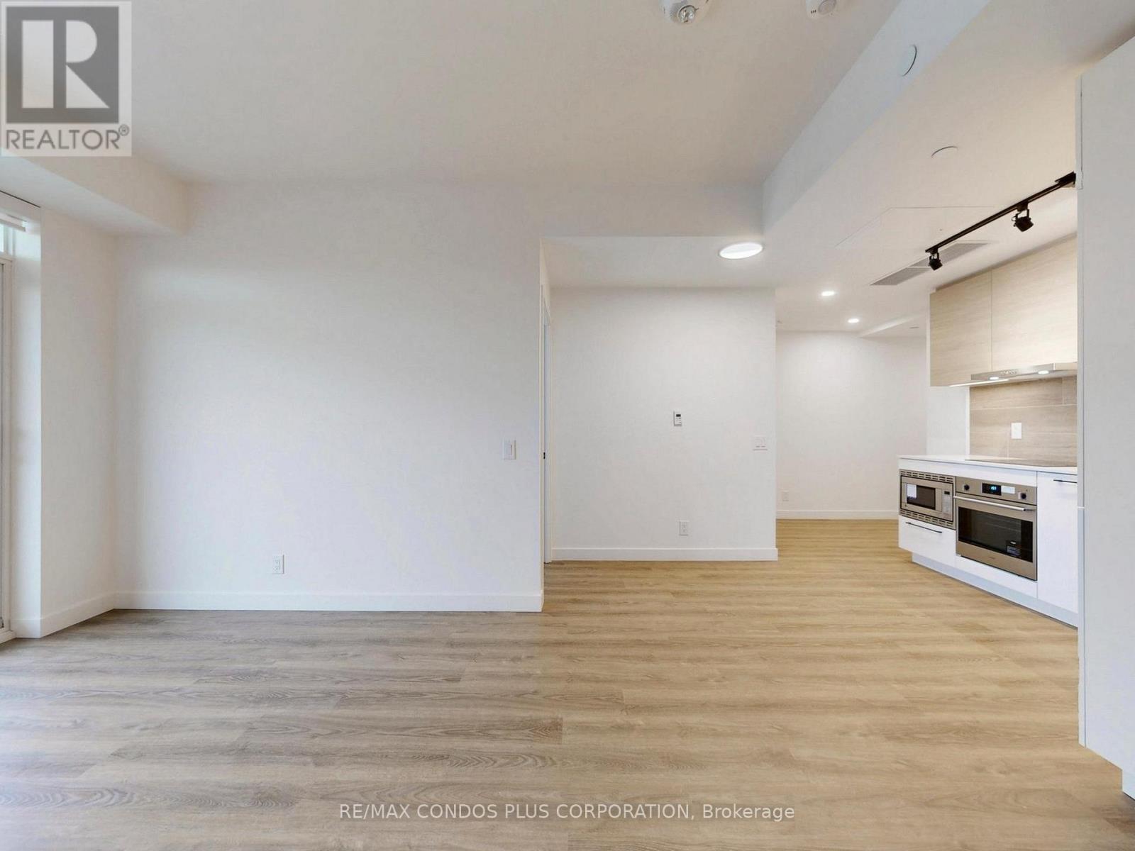 1413 - 1050 Eastern Avenue, Toronto, Ontario  M4L 0B7 - Photo 9 - E12527490