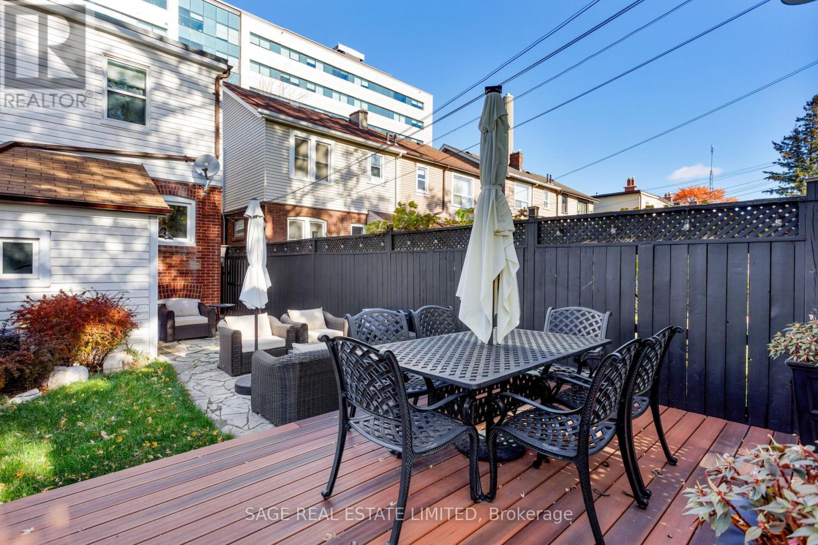 573 Sammon Avenue, Toronto, Ontario  M4C 2E1 - Photo 19 - E12527500