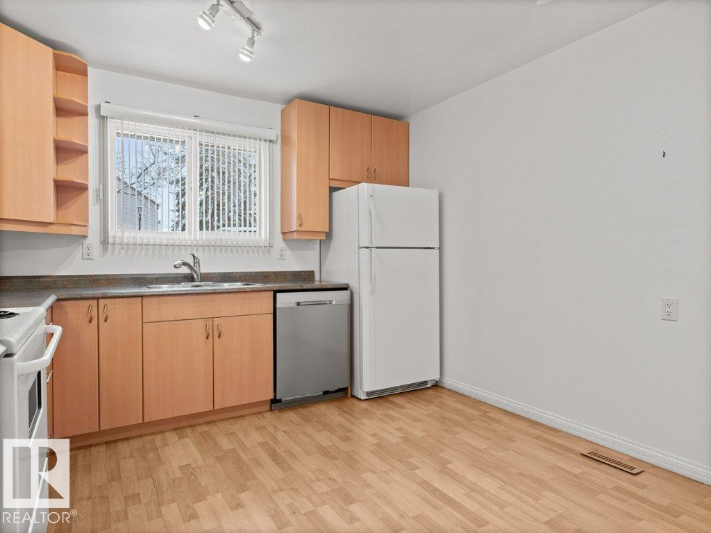 14638 25 St Nw, Edmonton, Alberta  T5Y 1X4 - Photo 10 - E4465276