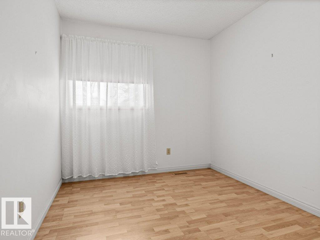 14638 25 St Nw, Edmonton, Alberta  T5Y 1X4 - Photo 16 - E4465276