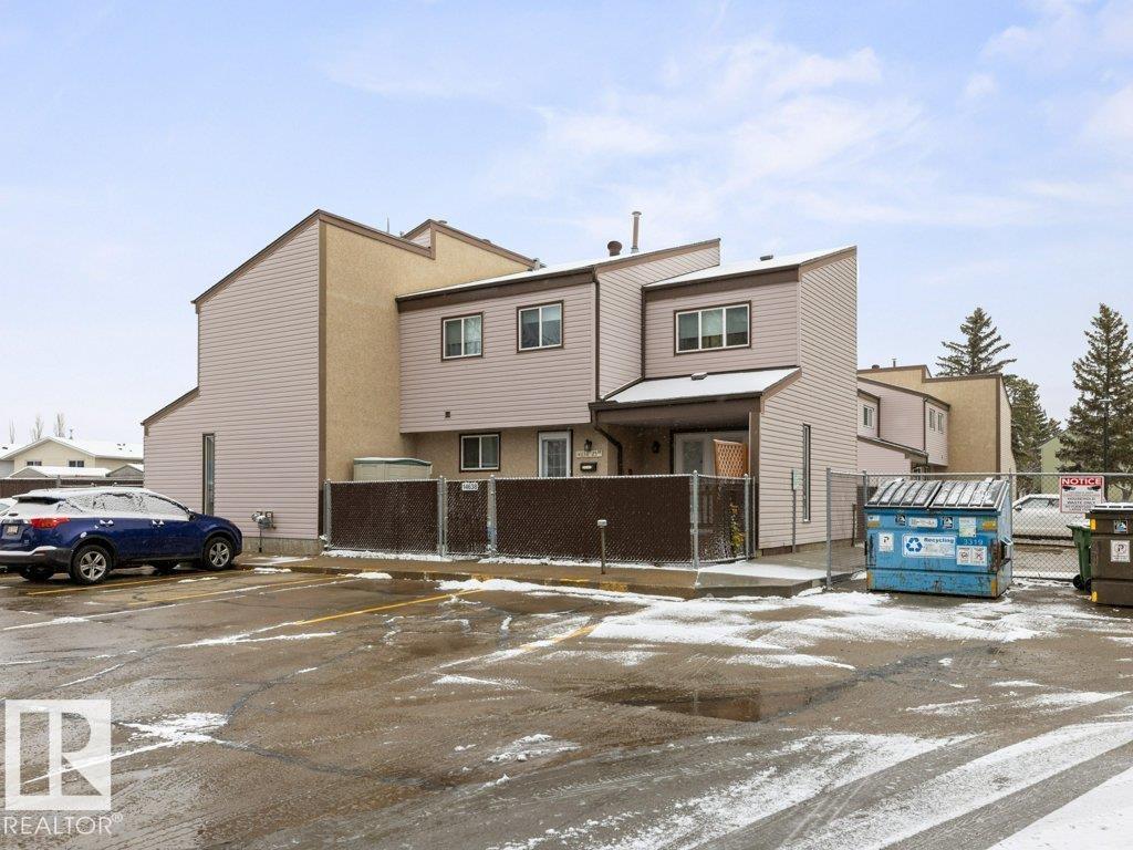 14638 25 St Nw, Edmonton, Alberta  T5Y 1X4 - Photo 2 - E4465276