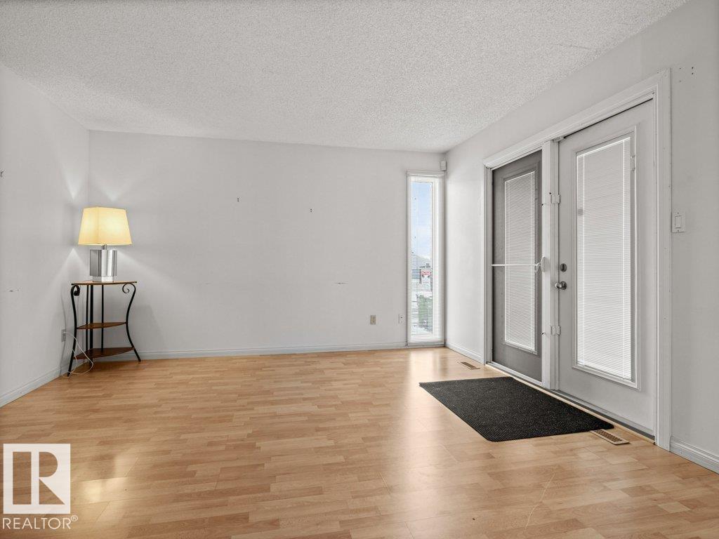 14638 25 St Nw, Edmonton, Alberta  T5Y 1X4 - Photo 4 - E4465276